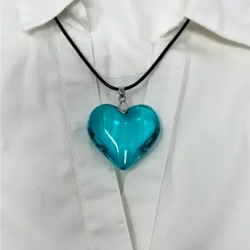 Veliku ogrlicu od plavog stakla u obliku srca, Nebo-plavi privjesak u obliku пухлого srca s crnim kožnim kabel, Šarmantan ogrlica za Valentinovo